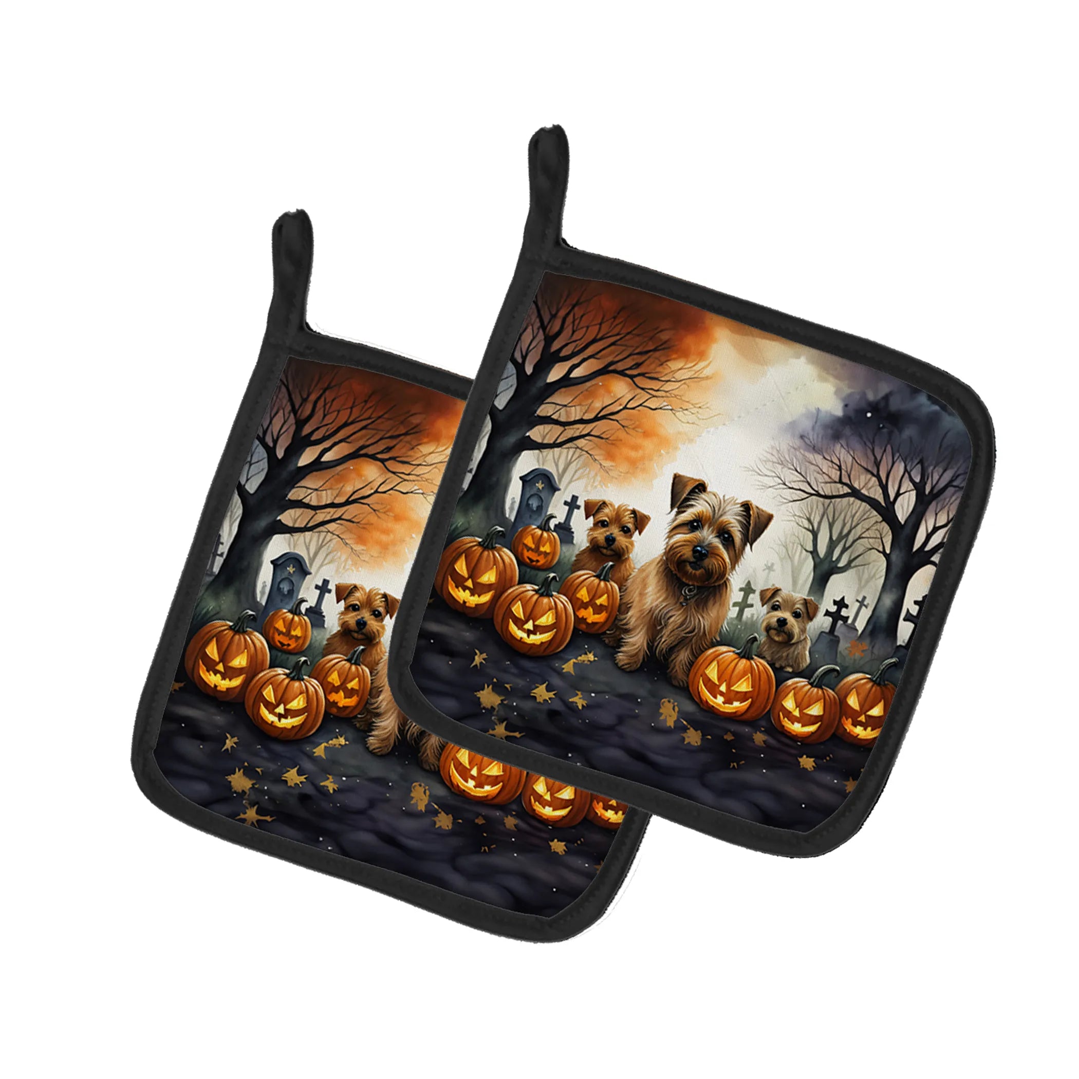 Spooky Halloween Pair of Pot Holders - Size: 7.5HX7.5W | Pack Of: 1 | Collection name: Spooky halloween