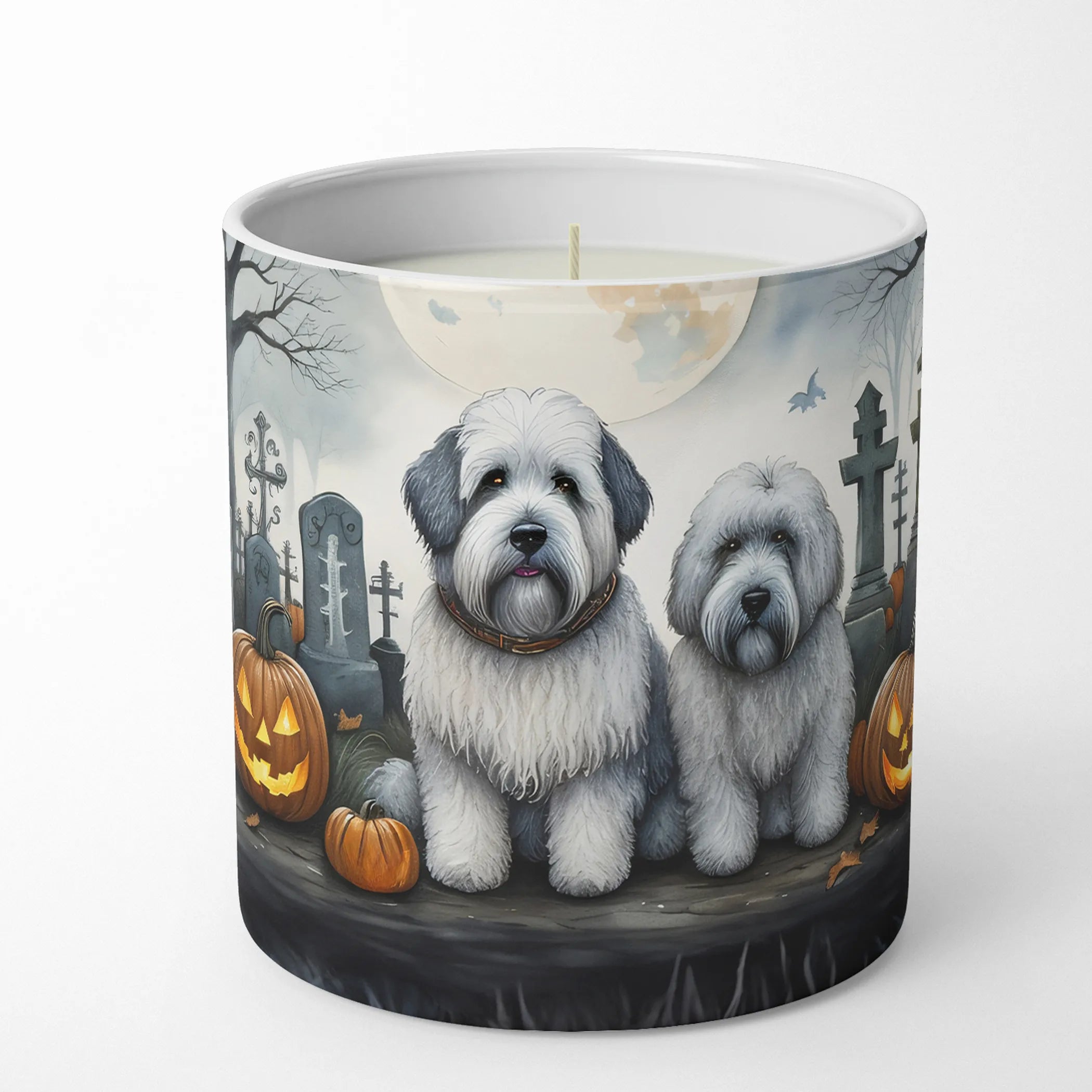 Spooky Halloween Decorative Soy Candle - Size: 10 OZ | Pack Of: 1 | Collection name: Spooky halloween